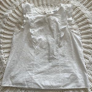 White Crown & Ivy sleeveless top